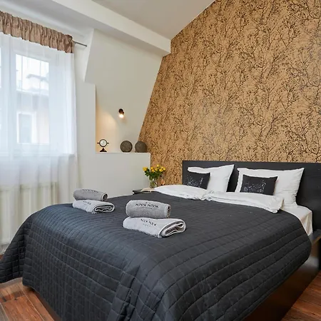 Nook Nook Katarzyny 2 מלון דירות 4*
