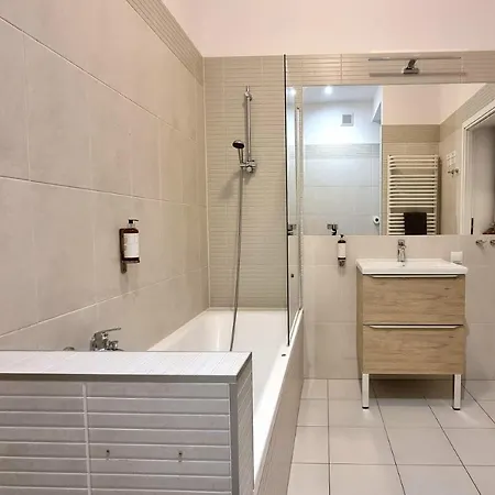 Nook Nook Katarzyny 2 4*