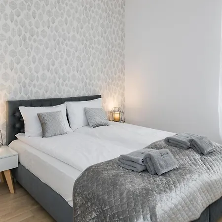 Nook Nook Katarzyny 2 Апарт-отель